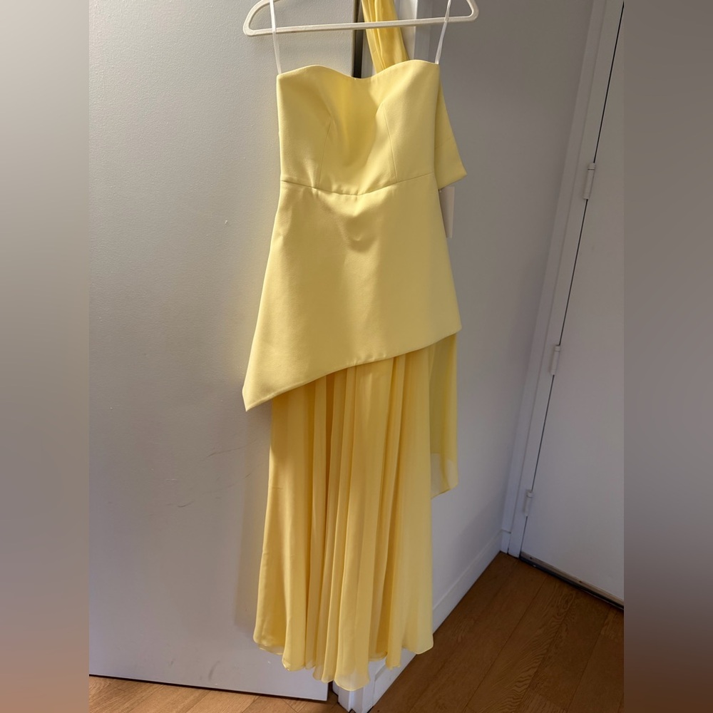 Strapless High-Low Halter Gown in Pale Yellow - Picture 5 of 7